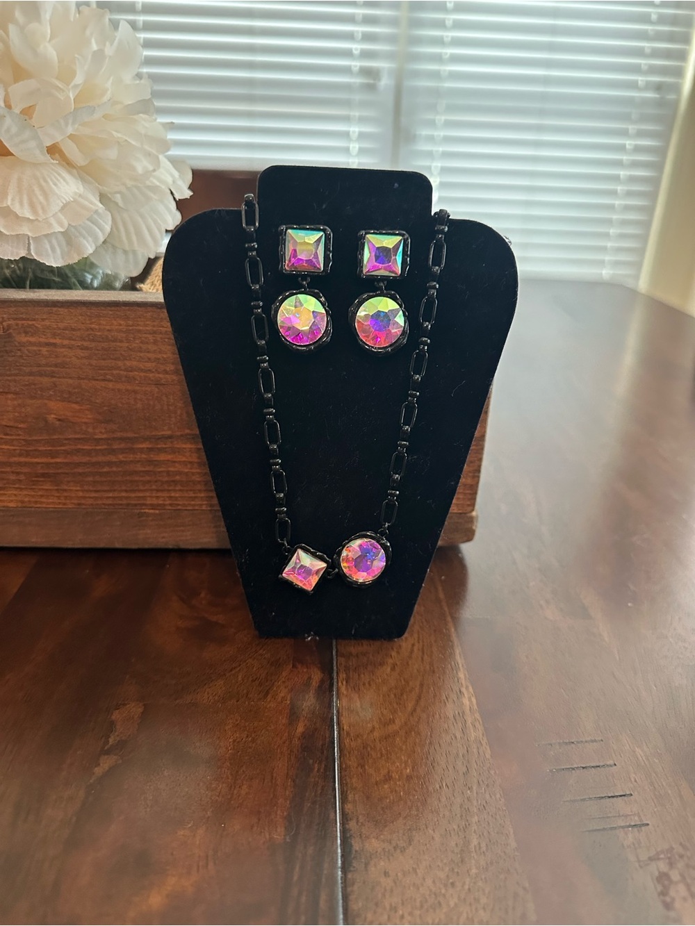 Iridescent Multi-Shape Necklace and Earring Set